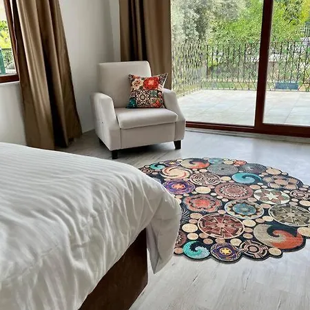 Guel Homes: Denize Yakin Merkezi Modern Ev 아파트