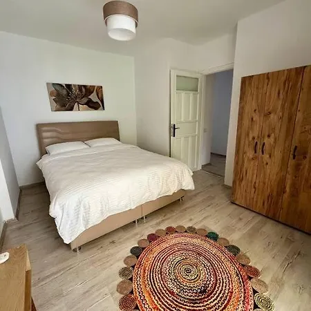Guel Homes: Denize Yakin Merkezi Modern Ev Kemer